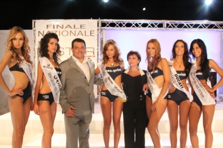 Michela e Miki i nuovi “sovrani” di Miss Grand Prix e il Mister + Bello d’Italia con Boccadamo Gioielli