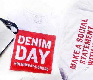 Denim Day 2015, in jeans per le donne
